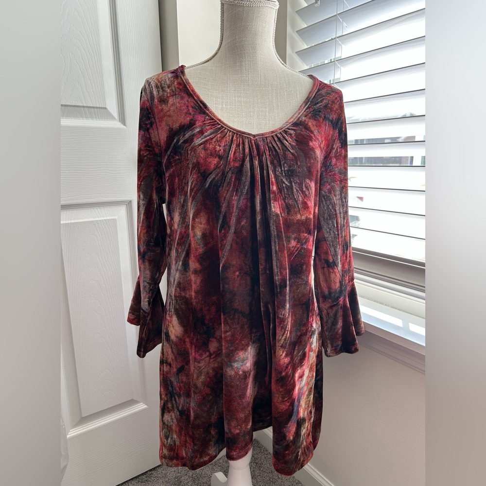 Live & Let Live Mosaic Floral Knit Velour Scoop Neck 3/4 Sleeve Blouse
